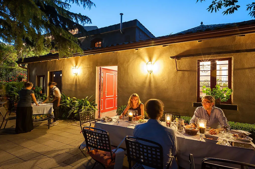 Alloggio per agriturismo Wine Resort Villagrande Milo Italia