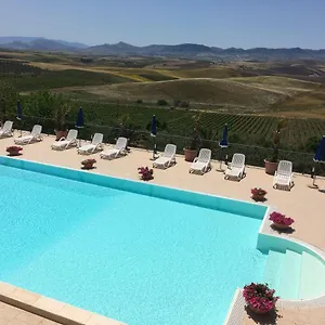  Farm stay Wine
