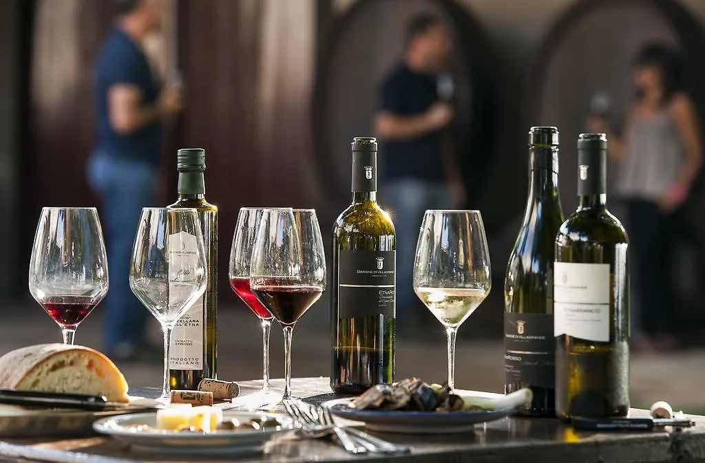 Farm stay Wine Resort Villagrande Milo