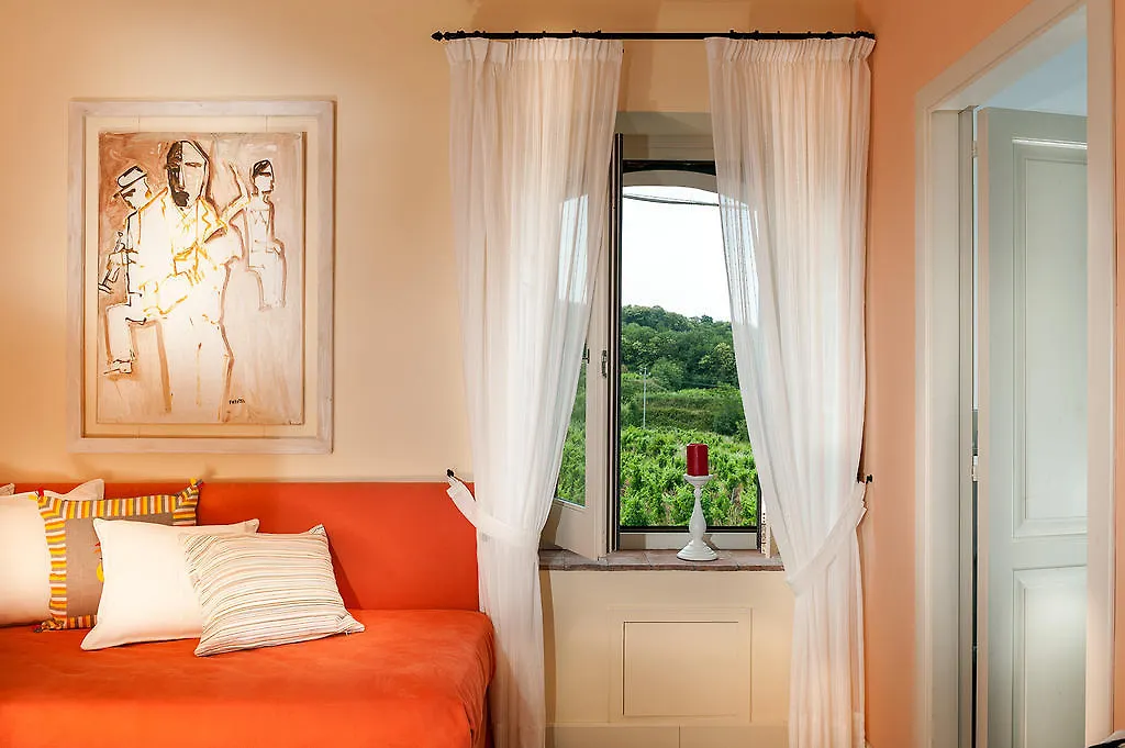 Wine Resort Villagrande Milo Farm stay